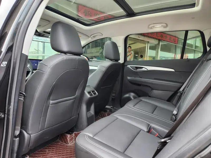 2025 Buick Envision Plus 28T 2WD Platinum Edition — миниатюра 9