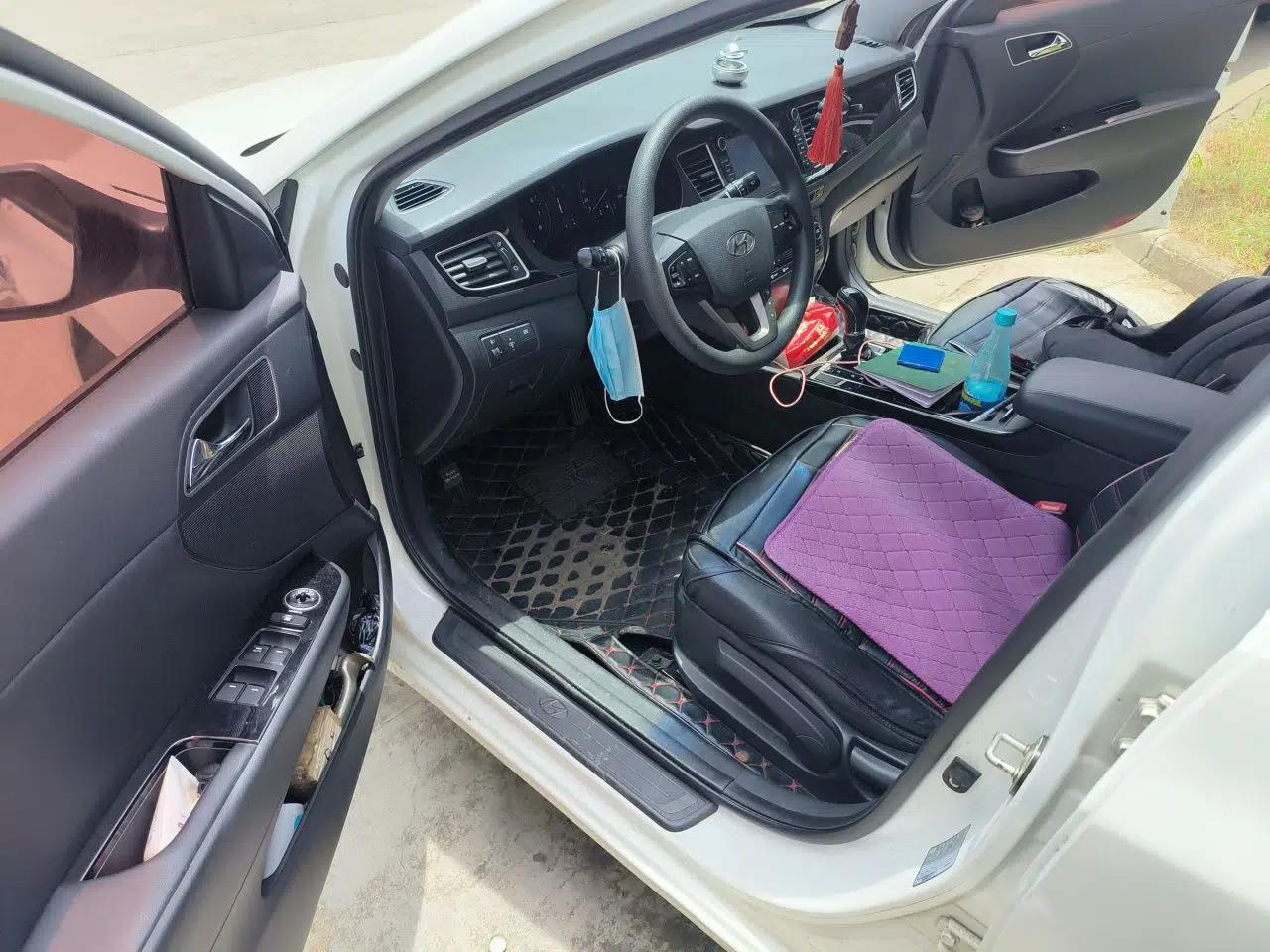 Hyundai Mistra 2014 1.8L Automatic Smart GLS — миниатюра 13