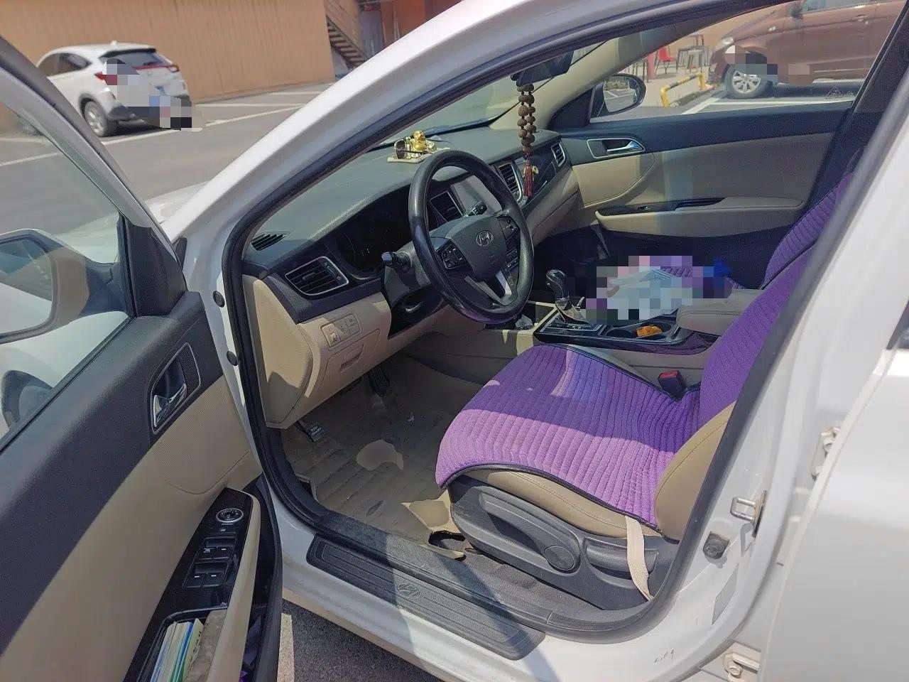 Hyundai Mistra 2014 1.8L Automatic Smart GLS — миниатюра 16