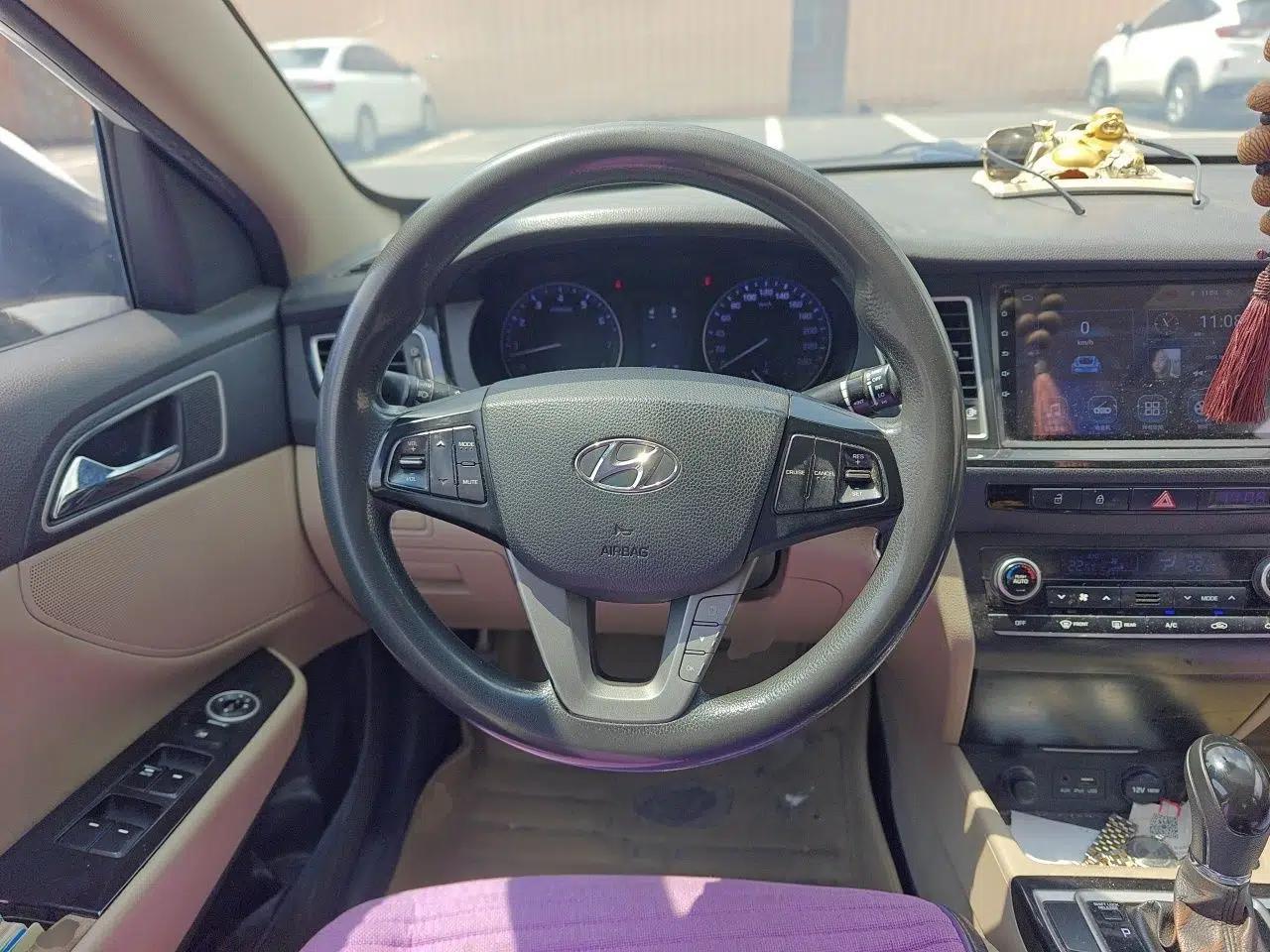 Hyundai Mistra 2014 1.8L Automatic Smart GLS — миниатюра 10