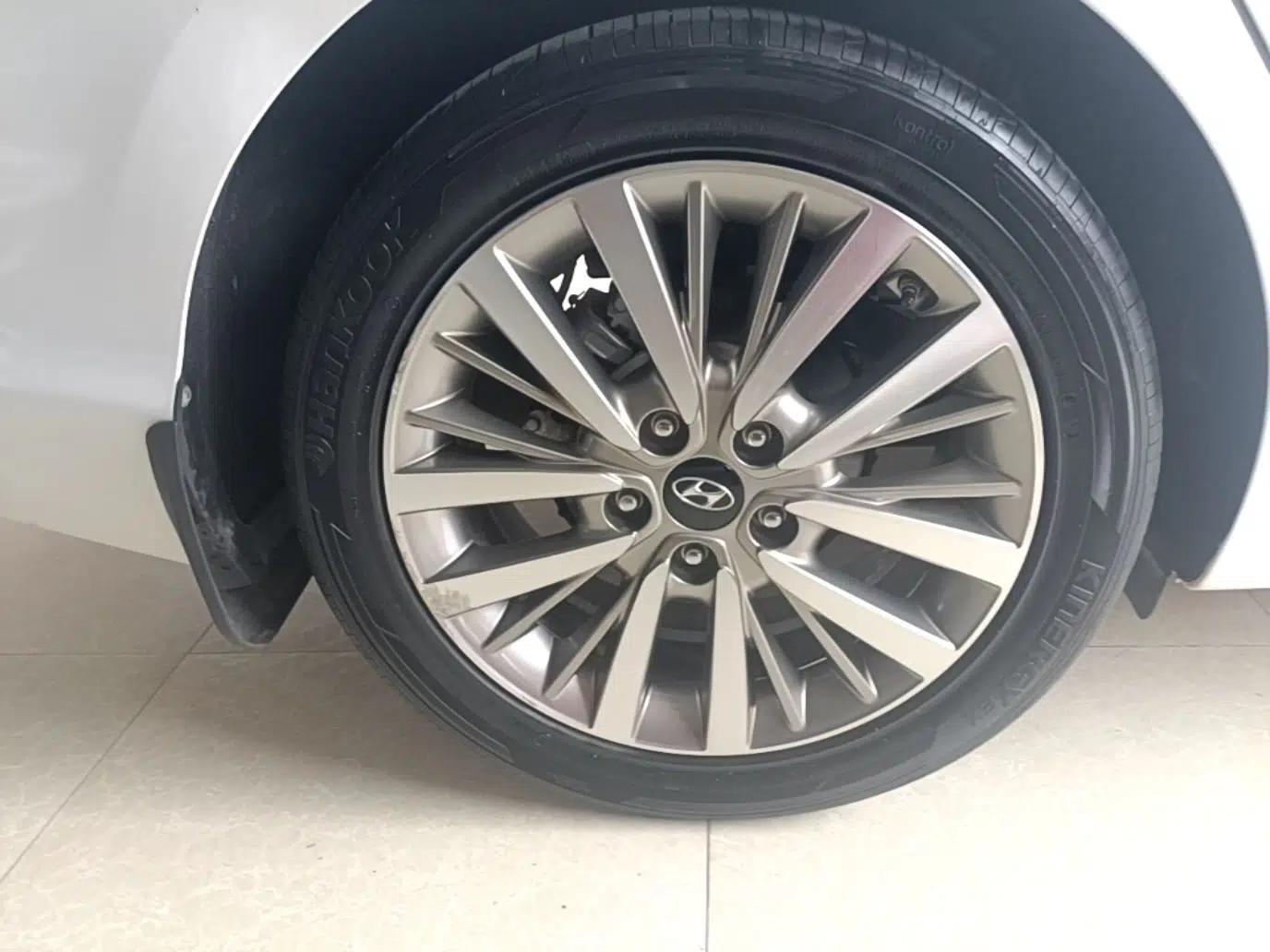Hyundai Mistra 2017 1.8L Automatic Smart GLS China V Standard — миниатюра 11