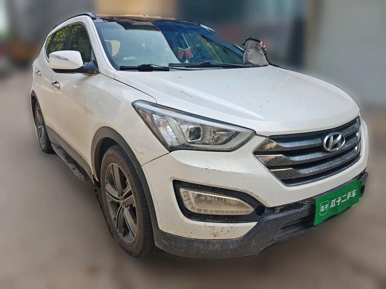 Hyundai Santa Fe 2013 2.4L Automatic Two-Wheel Drive Smart Version — миниатюра 3