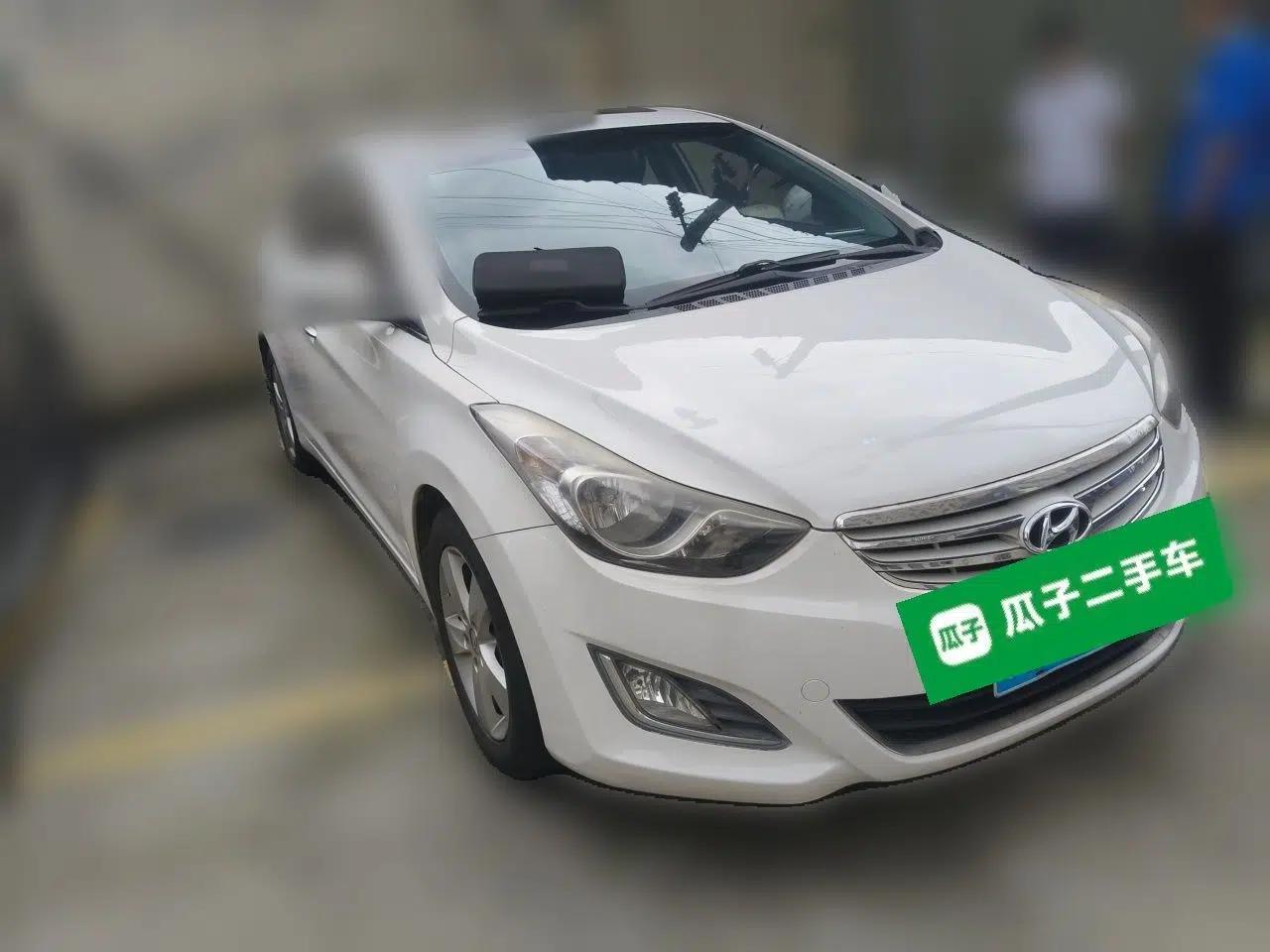 Hyundai Elantra (5th Generation / Langdong) 2013 1.6L Automatic Luxury Model — миниатюра 3