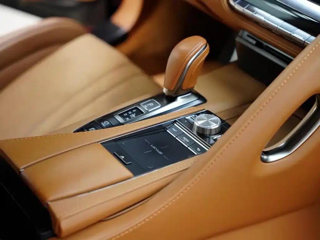 Lexus LC 2018 500h Sport — миниатюра 38