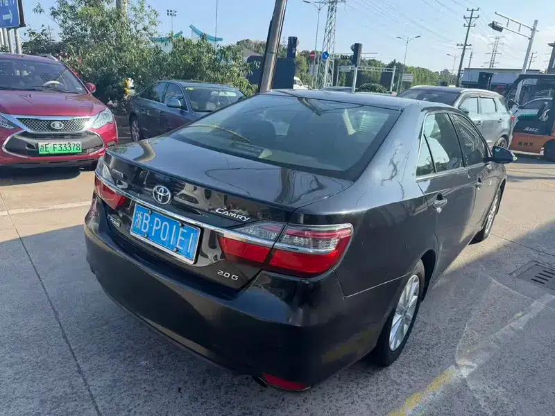 Camry 2016 2.0G 10th Anniversary Leading Edition — миниатюра 4