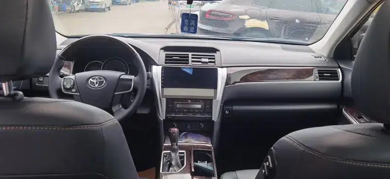 Camry 2016 2.0G 10th Anniversary Leading Edition — миниатюра 6
