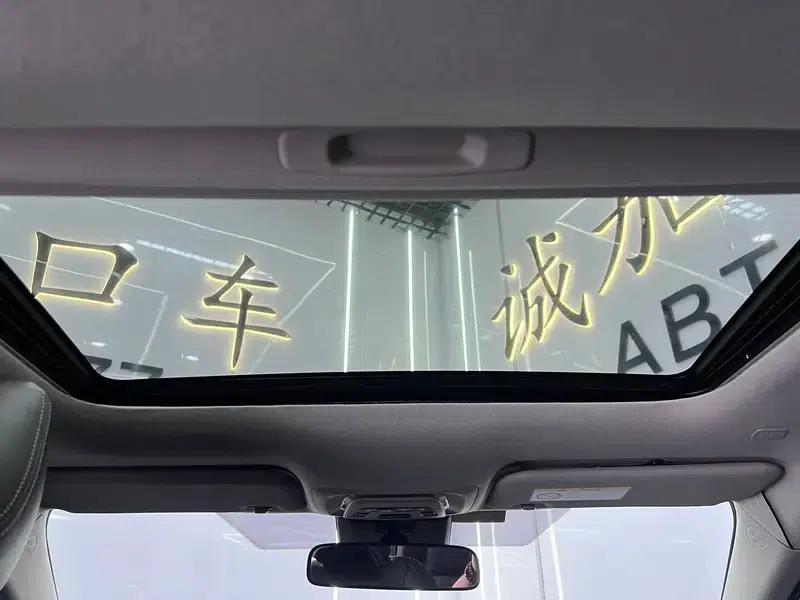 2023 Toyota Corolla Intelligent Hybrid 1.8L E-CVT Elite Edition — миниатюра 11