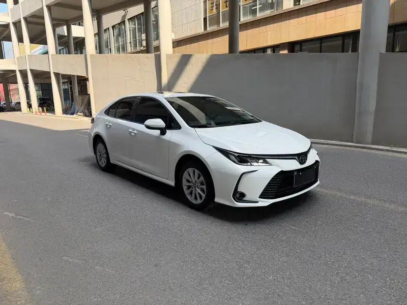 2021 Toyota Corolla 1.2T S-CVT Elite Edition — миниатюра 3