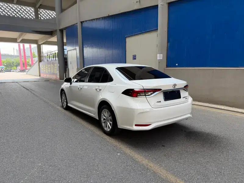 2021 Toyota Corolla 1.2T S-CVT Elite Edition — миниатюра 4