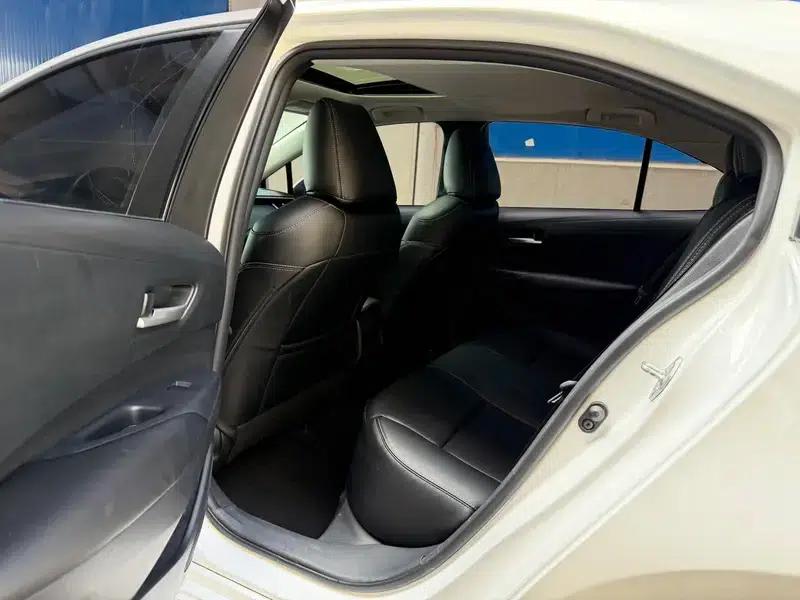 2021 Toyota Corolla 1.2T S-CVT Elite Edition — миниатюра 9