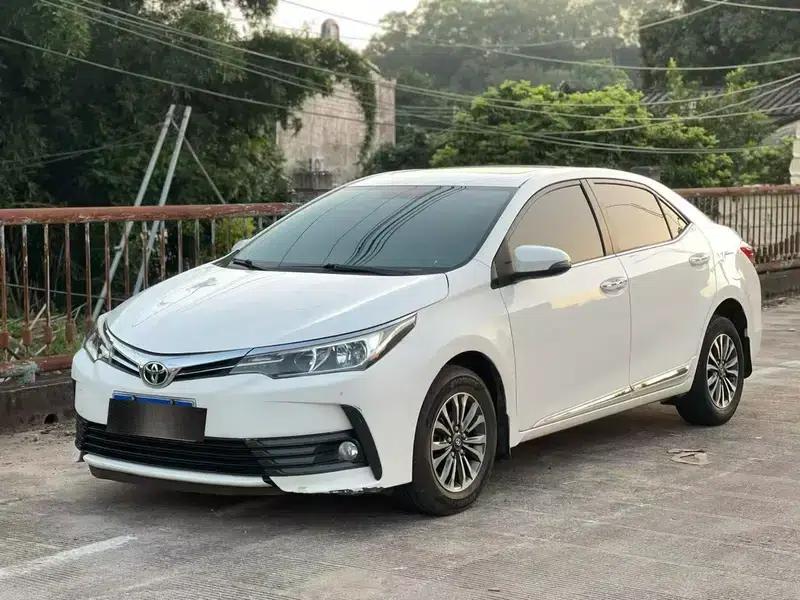 2017 Toyota Corolla Facelift 1.2T S-CVT GL-i (National V Emission Standard) — миниатюра 4