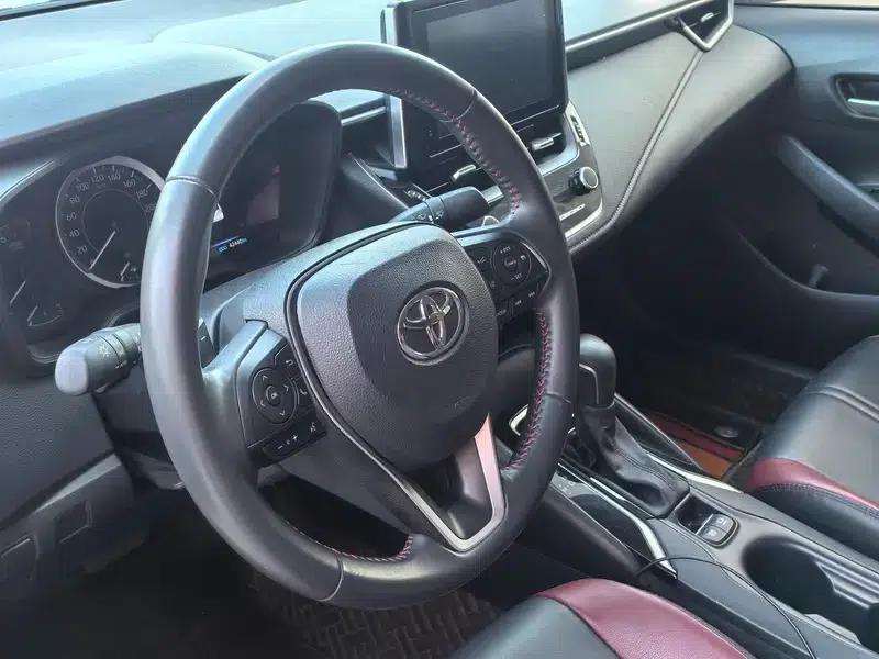 2023 Toyota Corolla 1.5L CVT 20th Anniversary Platinum Edition — миниатюра 16