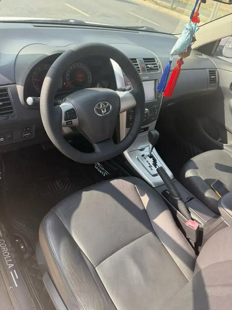 2013 Toyota Corolla Special Edition 1.8L CVT GL-i — миниатюра 7