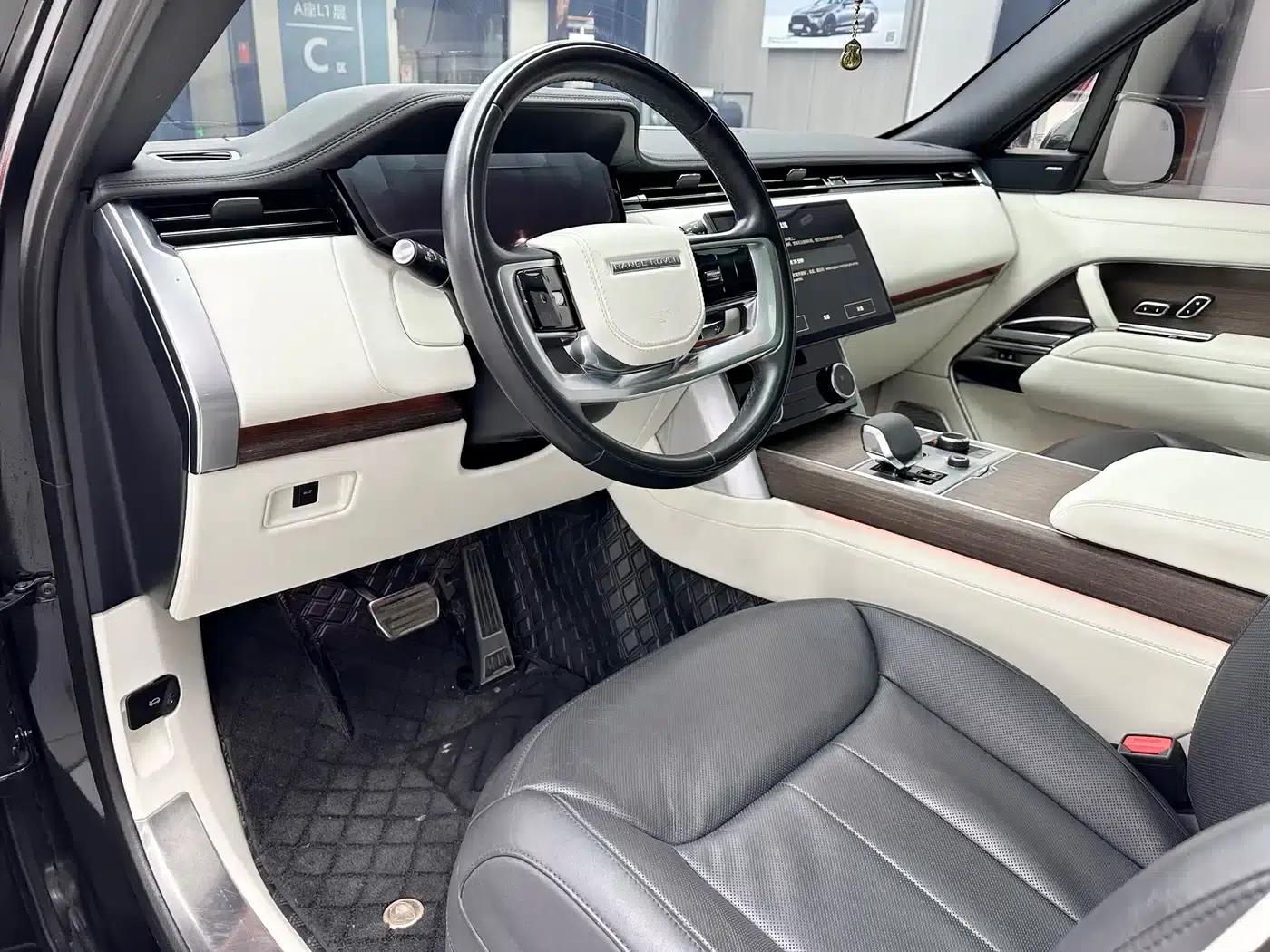 Range Rover 2023 3.0 L6 400PS Grand 7-Seat Extended Edition — миниатюра 7