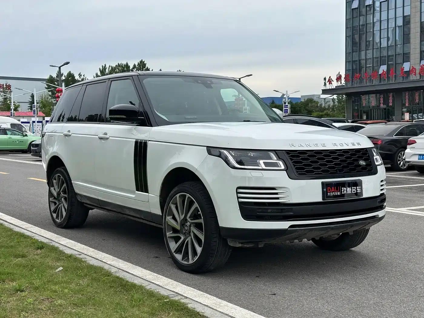Range Rover 2018 3.0 SC V6 Vogue Edition — миниатюра 3