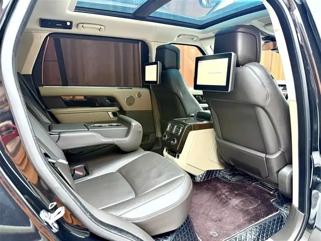 Range Rover 2021 3.0 L6 Legendary Long Wheelbase Classic Edition — миниатюра 8