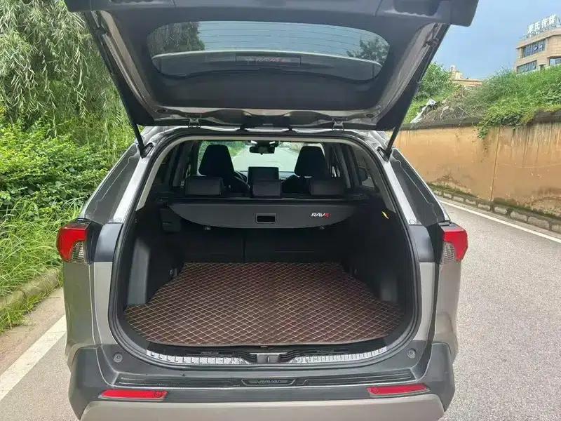 2020 RAV4 Hybrid 2.5L CVT AWD Elite Plus Edition — миниатюра 9