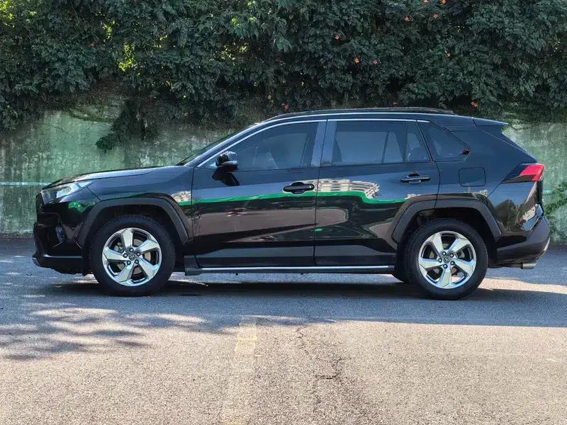 RAV4 2020 2.0L CVT 2WD Fashion Edition — миниатюра 4