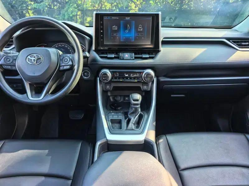 RAV4 2020 2.0L CVT 2WD Fashion Edition — миниатюра 9