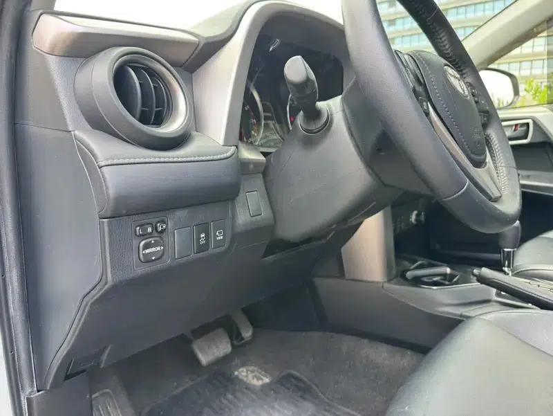 2018 RAV4 2.5L Automatic 4WD Elite i Edition — миниатюра 20