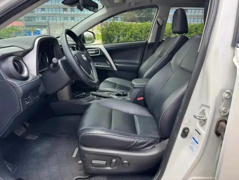 2018 RAV4 2.5L Automatic 4WD Elite i Edition — миниатюра 22