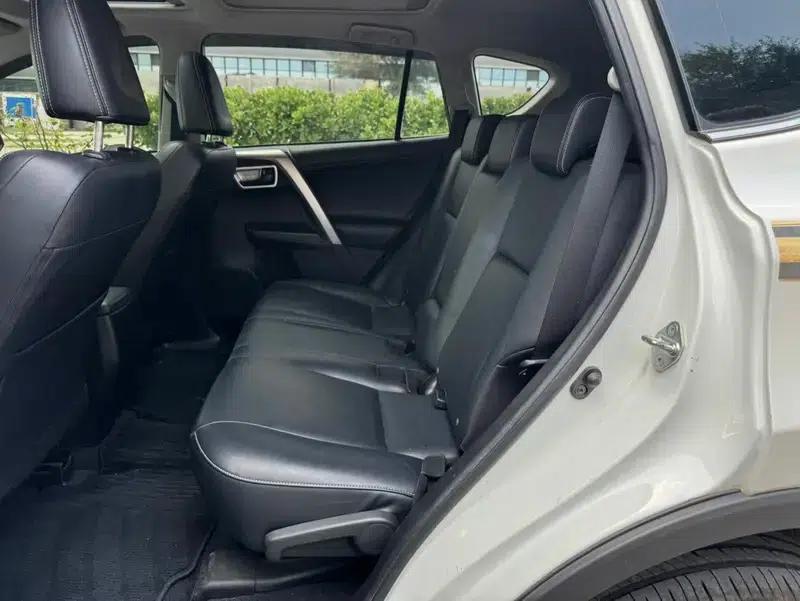 2018 RAV4 2.5L Automatic 4WD Elite i Edition — миниатюра 26