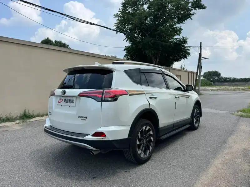 2018 RAV4 2.5L Automatic 4WD Elite i Edition — миниатюра 6