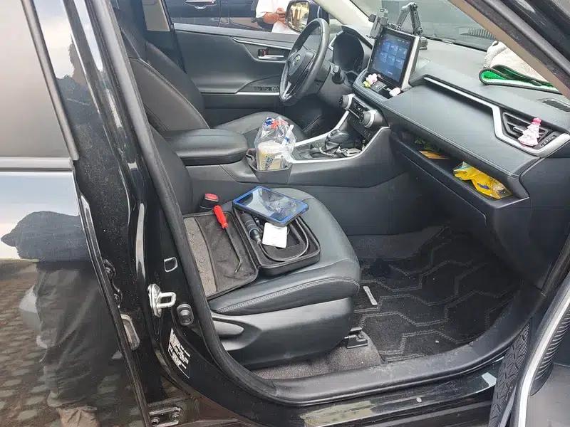 2022 RAV4 2.0L CVT 2WD Fashion Plus Edition — миниатюра 11