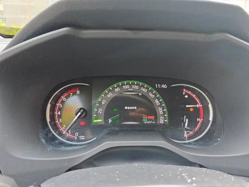 2022 RAV4 2.0L CVT 2WD Fashion Plus Edition — миниатюра 6