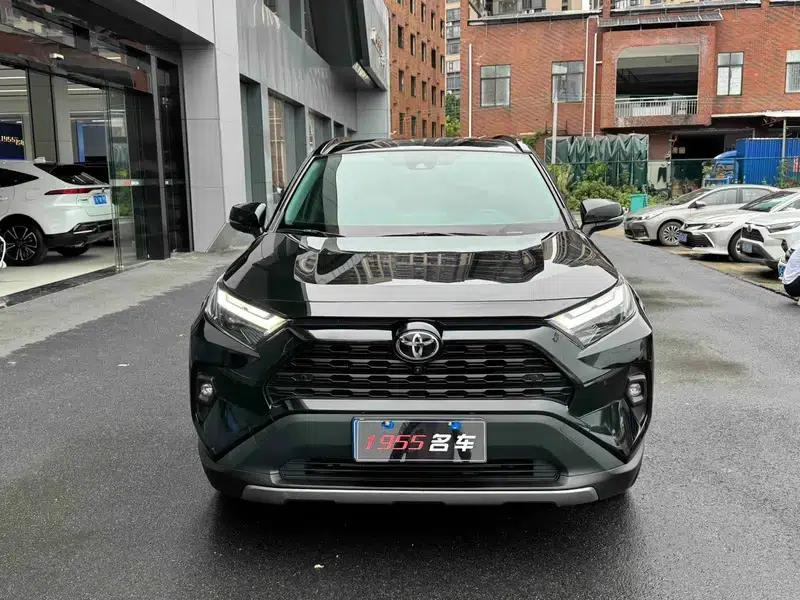 2023 RAV4 2.0L CVT 2WD Urban Edition — миниатюра 2