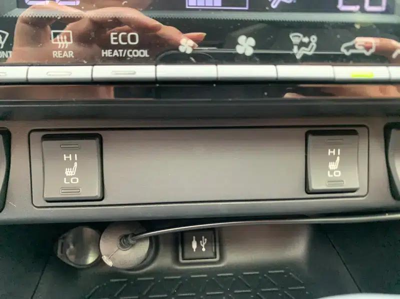 2022 RAV4 2.0L CVT 2WD Fashion Plus Edition — миниатюра 7