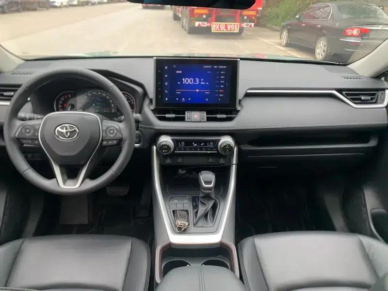 2022 RAV4 2.0L CVT 2WD Fashion Plus Edition — миниатюра 9