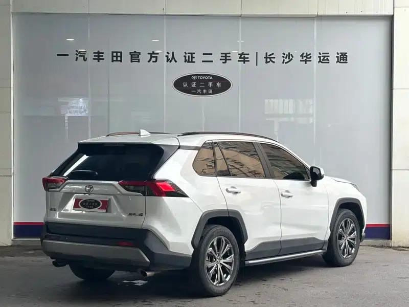 2023 RAV4 2.0L CVT 2WD Fashion Plus Edition — миниатюра 5