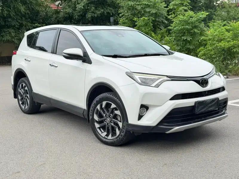 2018 RAV4 2.5L Automatic 4WD Elite i Edition — миниатюра 3