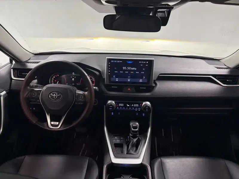 2022 Toyota RAV4 2.0L CVT 2WD Premium Edition — миниатюра 7