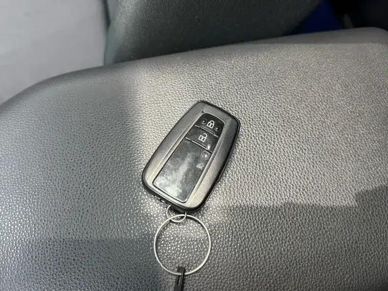RAV4 2021 2.0L CVT 2WD Fashion Edition — миниатюра 8