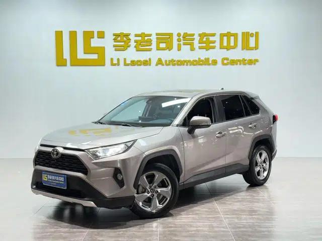 RAV4 2021 2.0L CVT 2WD Fashion Edition
