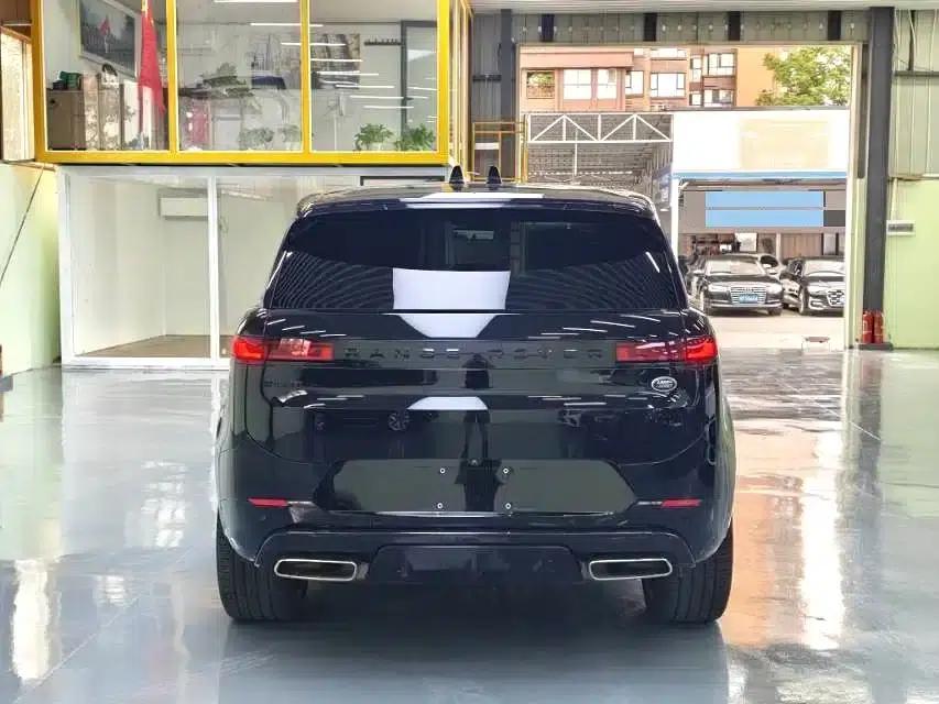 2023 Range Rover Sport 400PS Dynamic HSE — миниатюра 8