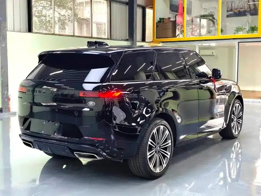 2023 Range Rover Sport 400PS Dynamic HSE — миниатюра 9