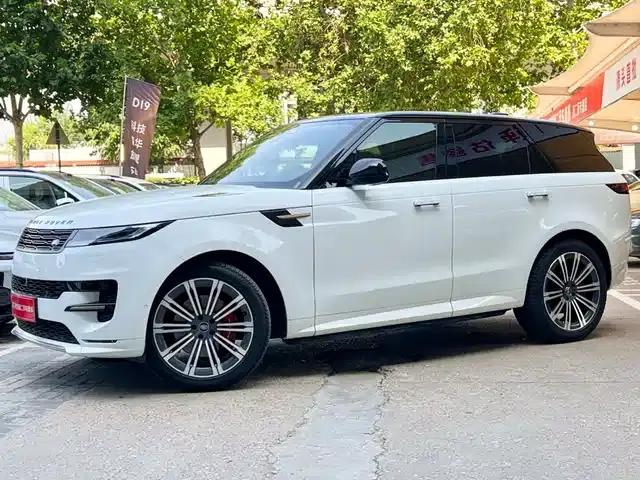 Range Rover Sport 2025 400PS Dynamic SE