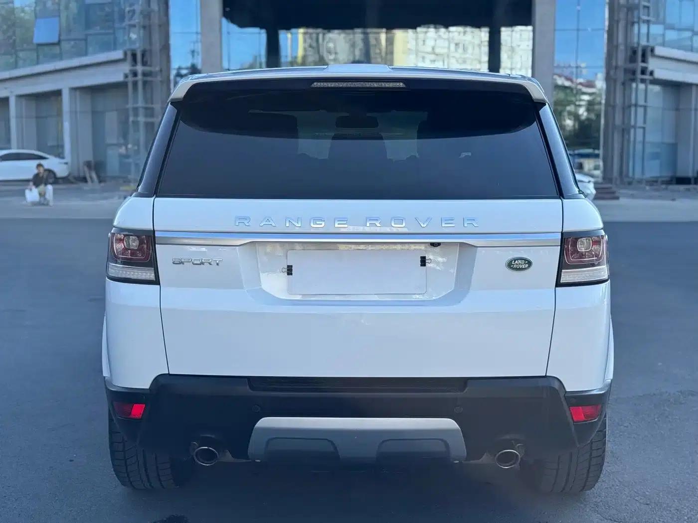 Range Rover Sport 2015 3.0 SC V6 HSE — миниатюра 11