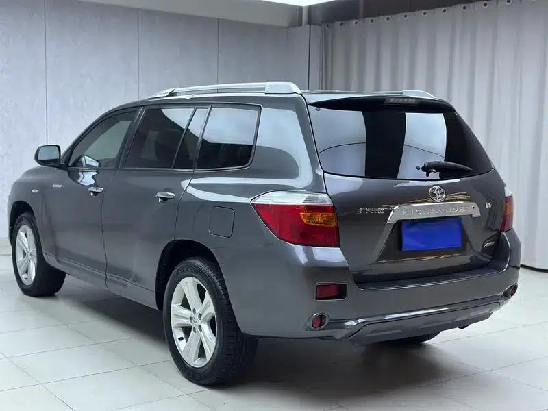 Highlander 2009 3.5L AWD 7-Seater Supreme Edition — миниатюра 4