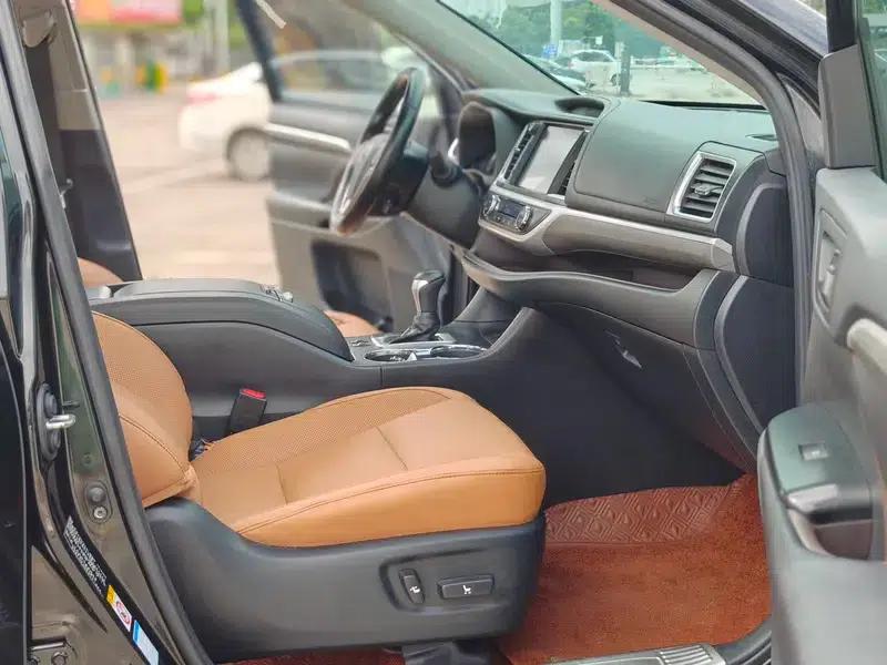 2018 Toyota Highlander 2.0T AWD Knight Edition 7-seater (China VI Emission Standard) — миниатюра 9