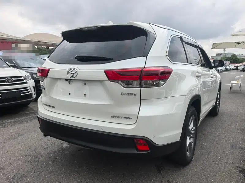 2018 Toyota Highlander 2.0T AWD Luxury 7-seater (China VI Emission Standard) — миниатюра 6