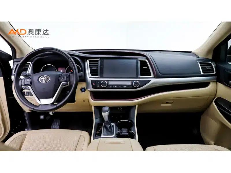 2015 Highlander 2.0T AWD Luxury 7-seater — миниатюра 6
