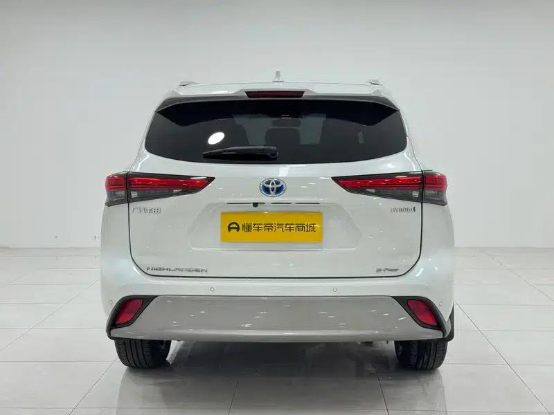 2022 Toyota Highlander Hybrid 2.5L AWD Premium 7-Seater — миниатюра 6