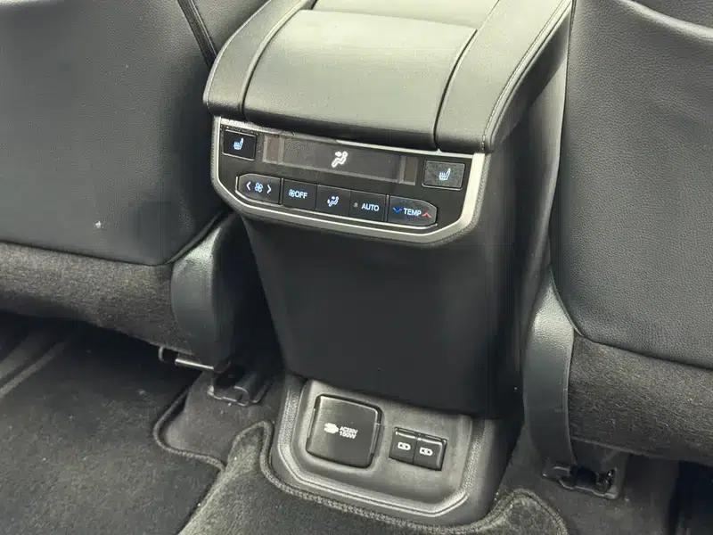 2022 Toyota Highlander Hybrid 2.5L AWD Supreme Edition 7-Seater — миниатюра 11