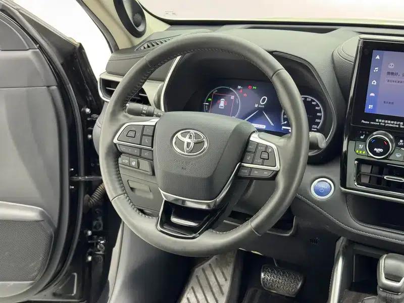 2022 Toyota Highlander Hybrid 2.5L AWD Supreme Edition 7-Seater — миниатюра 16
