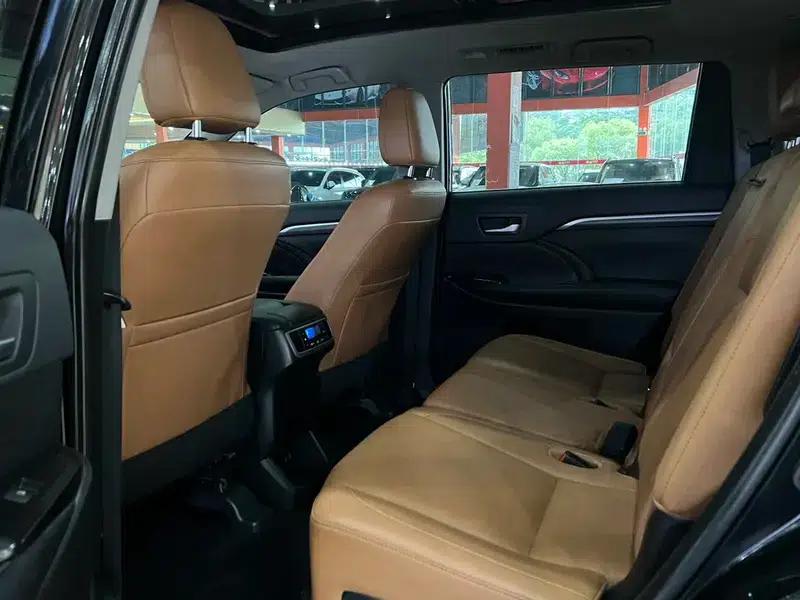 2018 Toyota Highlander 2.0T AWD Knight Edition 7-seater (China VI Emission Standard) — миниатюра 14