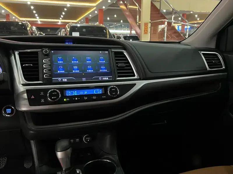 2018 Toyota Highlander 2.0T AWD Knight Edition 7-seater (China VI Emission Standard) — миниатюра 8